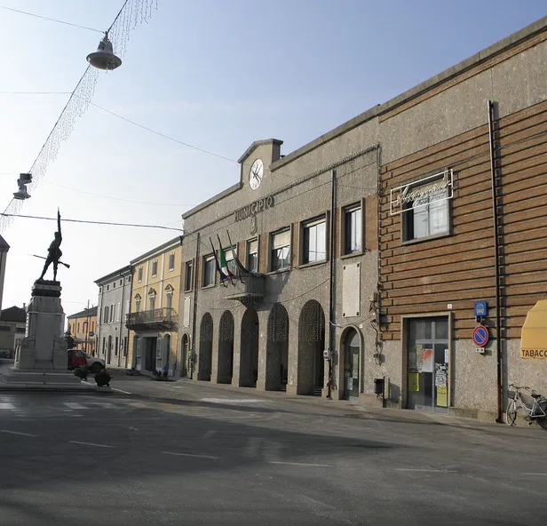 Piazza Giacomo Matteotti, Codigoro